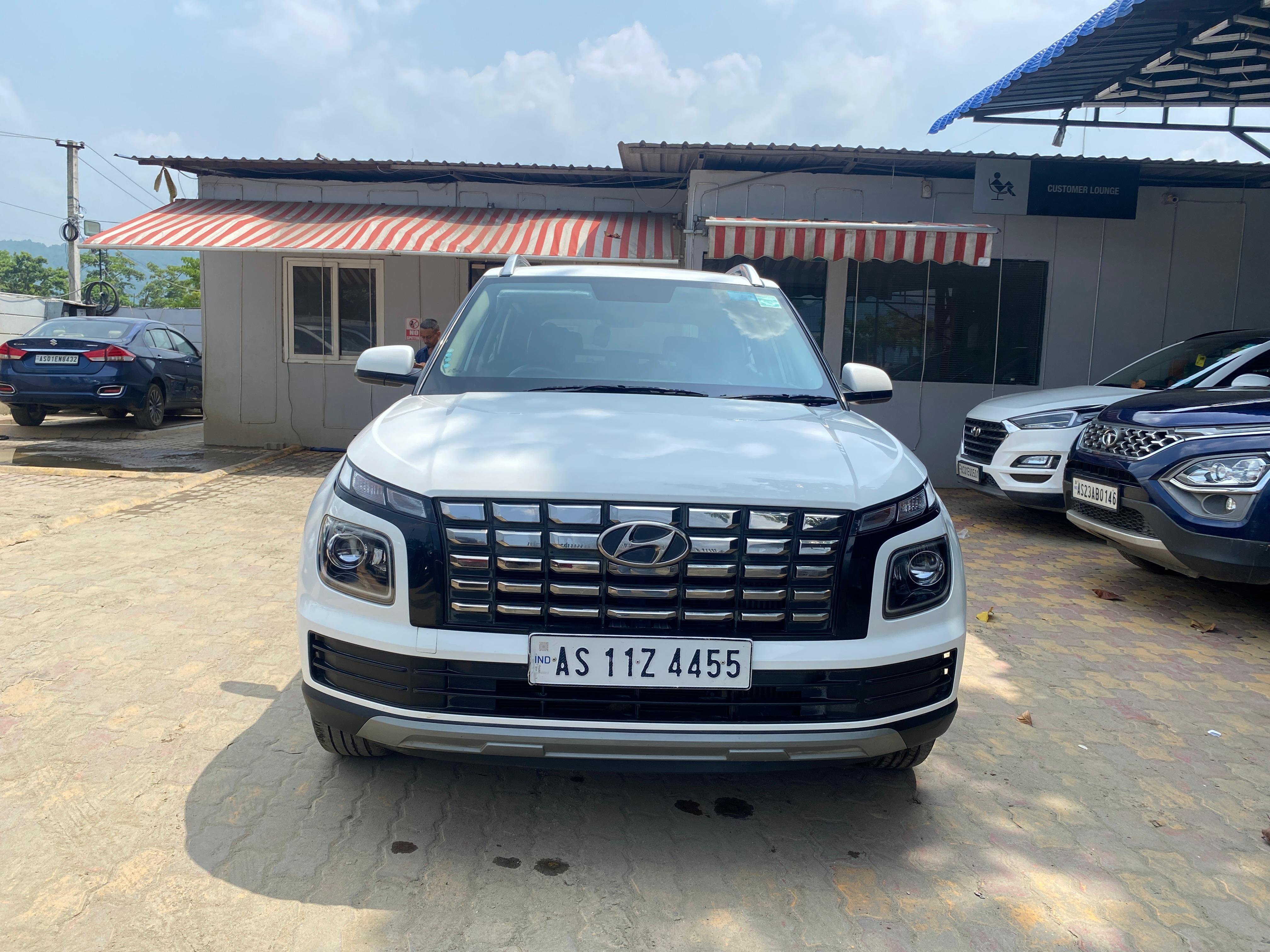 HYUNDAI  VENUE  1.0 DCT SX(O)