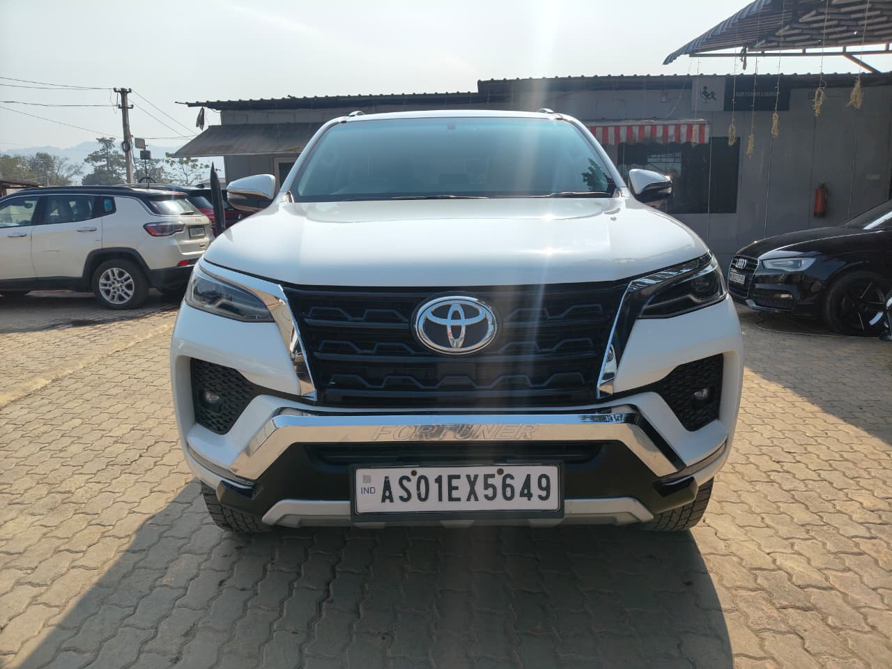 TOYOTA FORTUNER MT