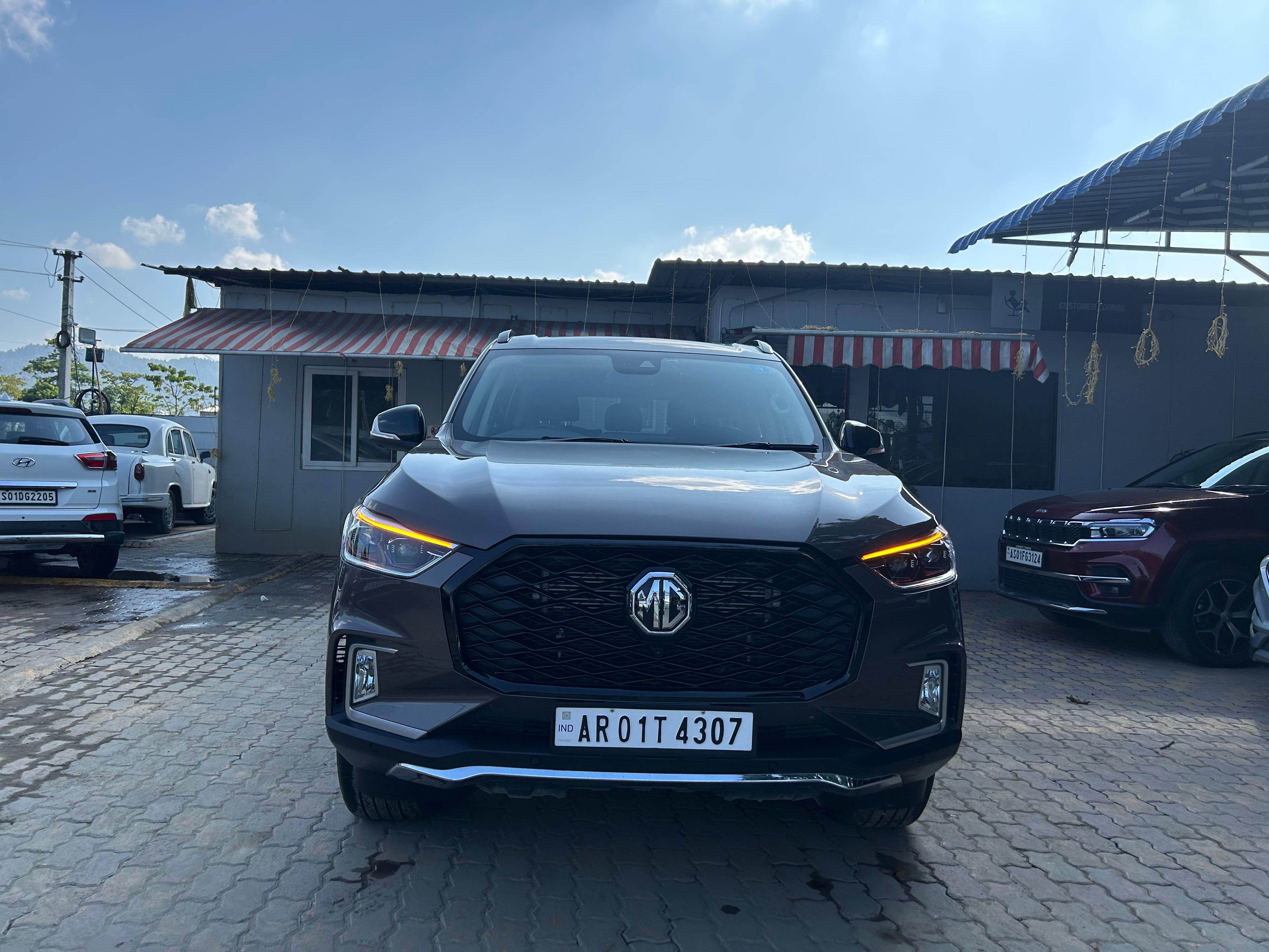 MG GLOSTER 4X4 7S DESERT